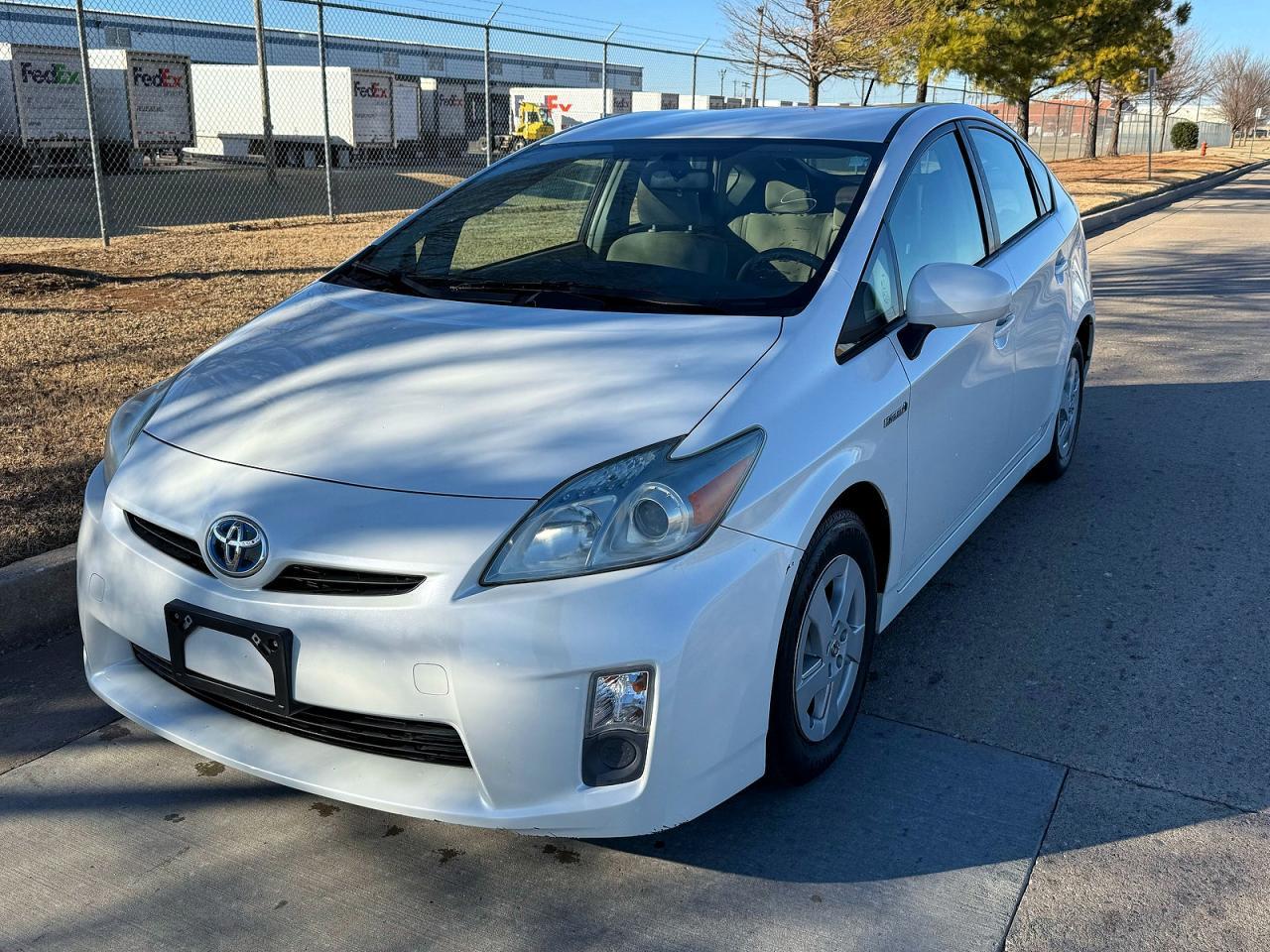 2011 Toyota Prius Two - Фото 2