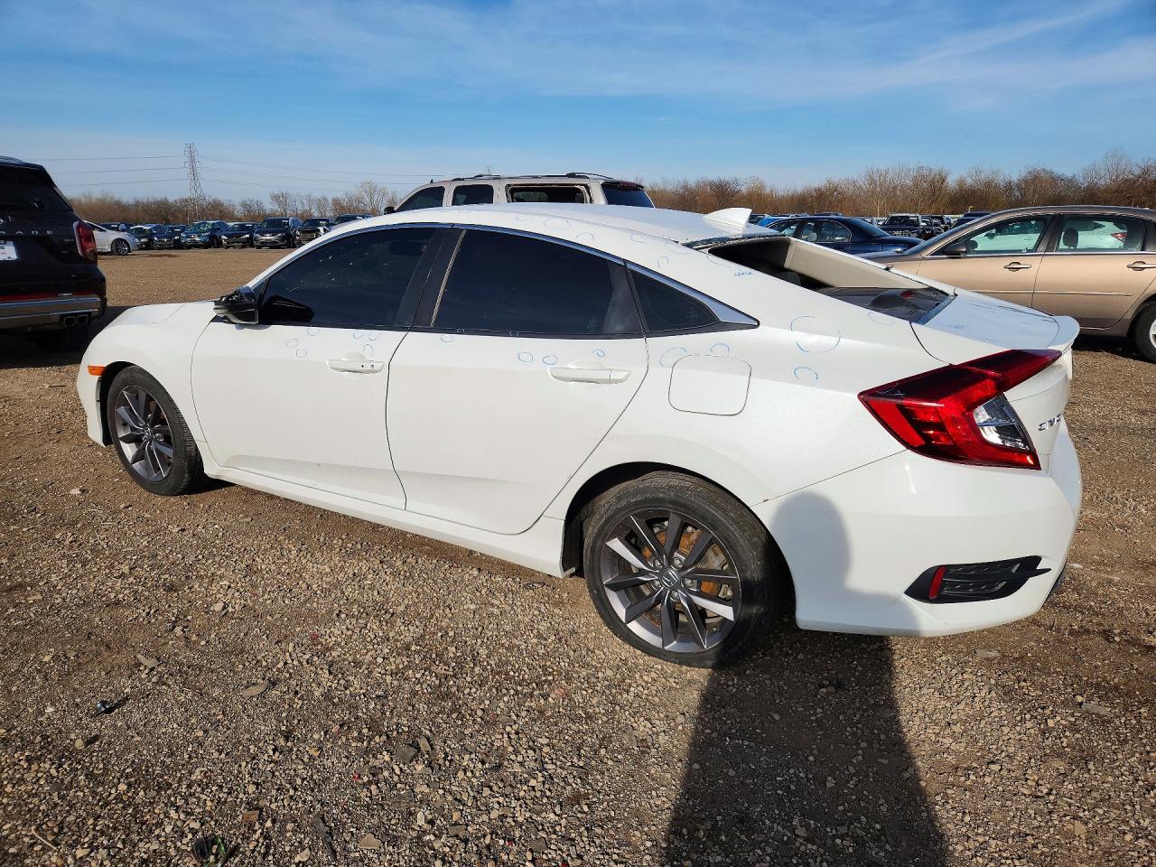 2019 Honda Civic Ex - Image 2