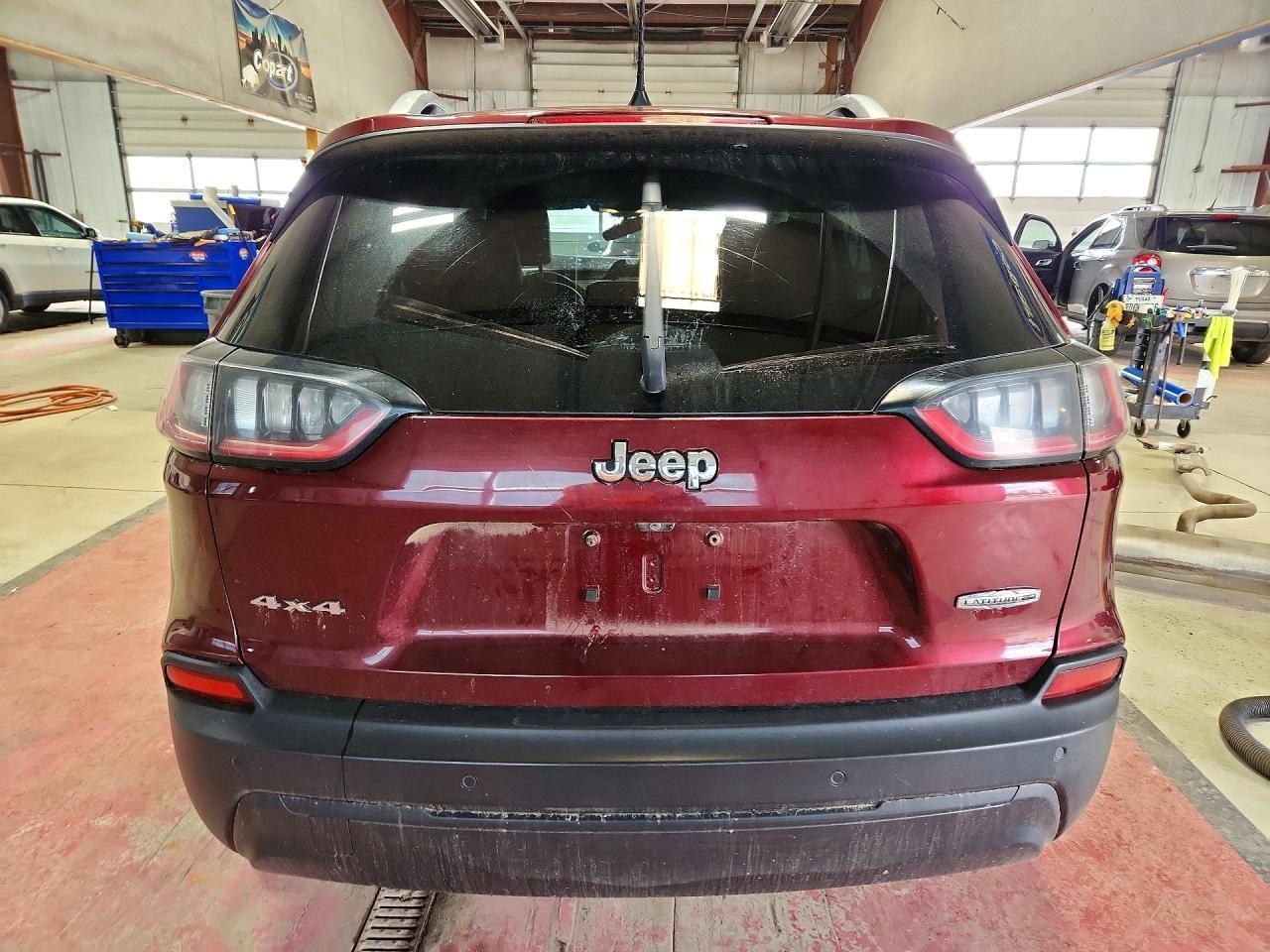 2019 Jeep Cherokee Latitude Plus - Image 6