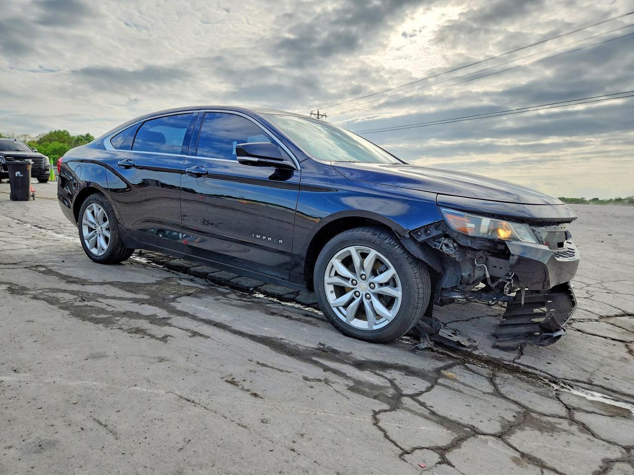 2017 Chevrolet Impala Lt - Фото 4