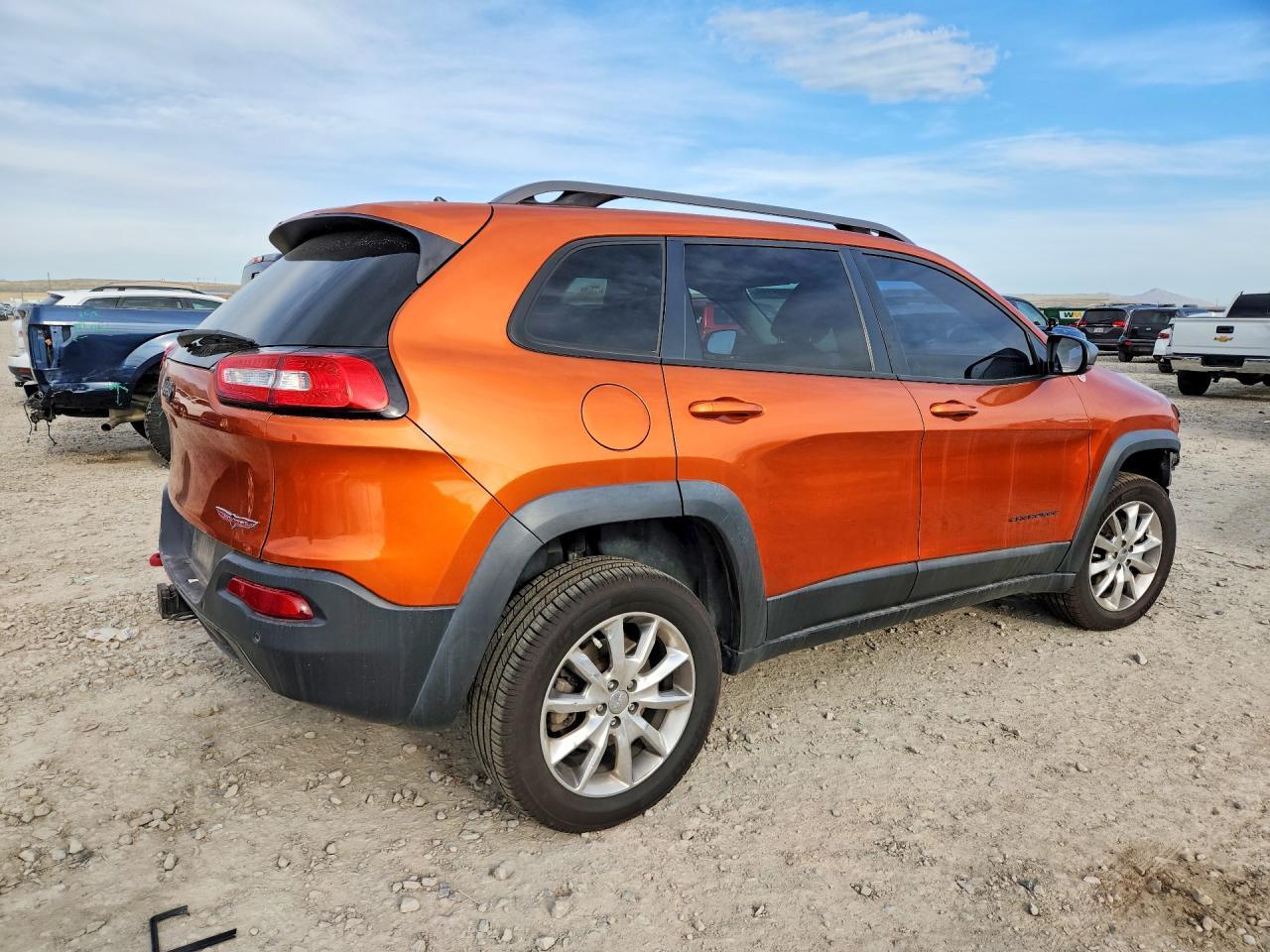 2015 Jeep Cherokee - Фото 3