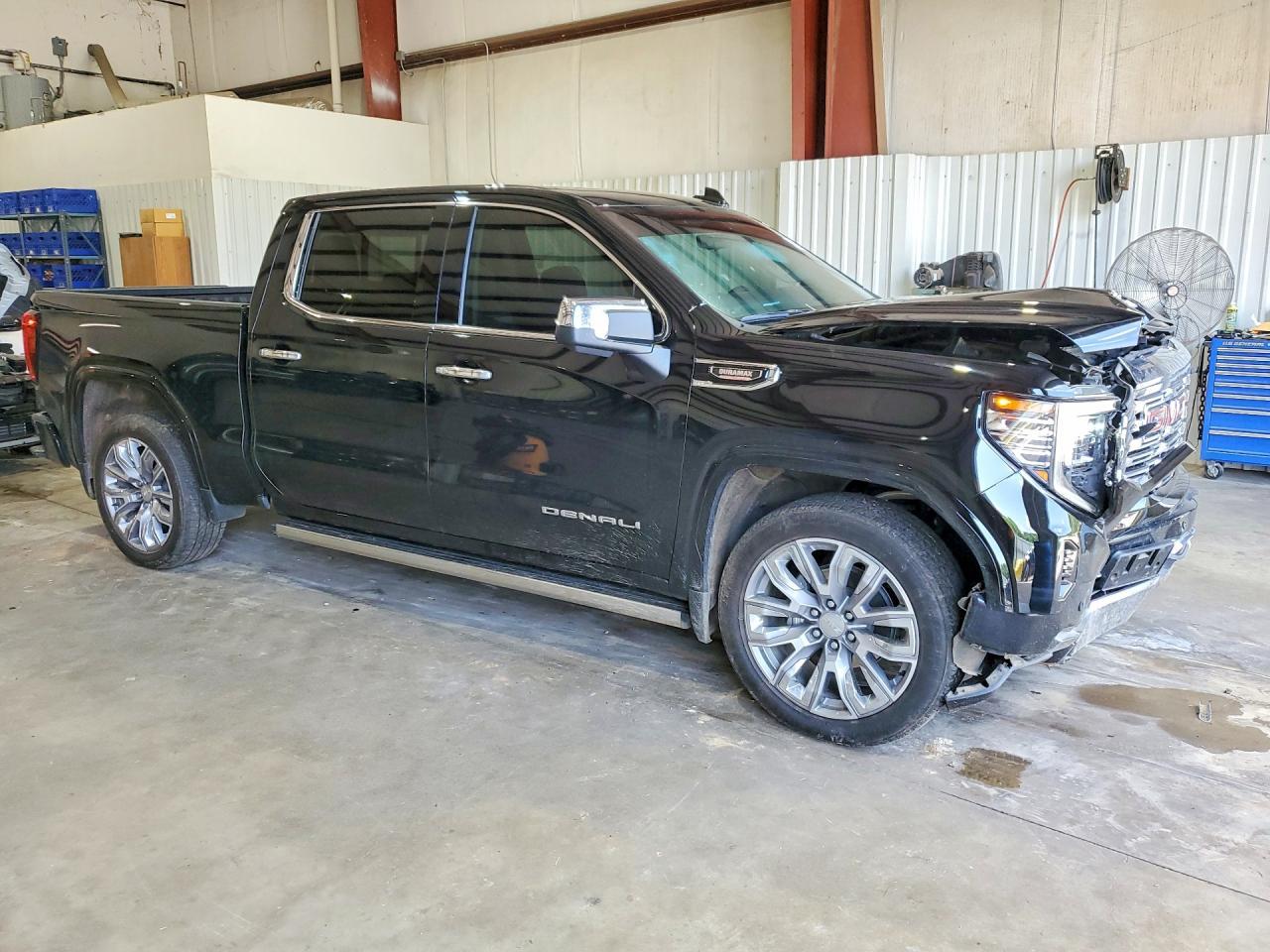 2025 GMC Sierra K1500 Denali - Image 4