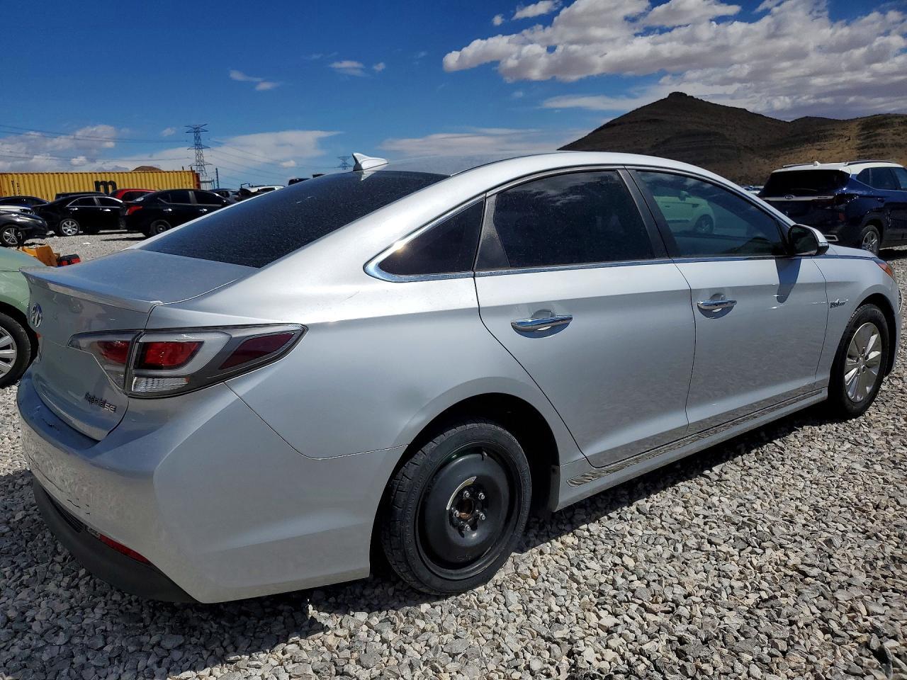 2017 Hyundai Sonata Hybrid Se - Фото 3