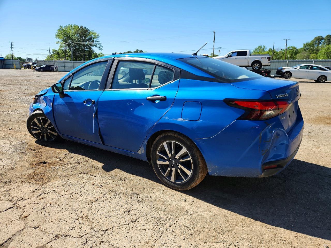 2024 Nissan Versa S - Фото 2