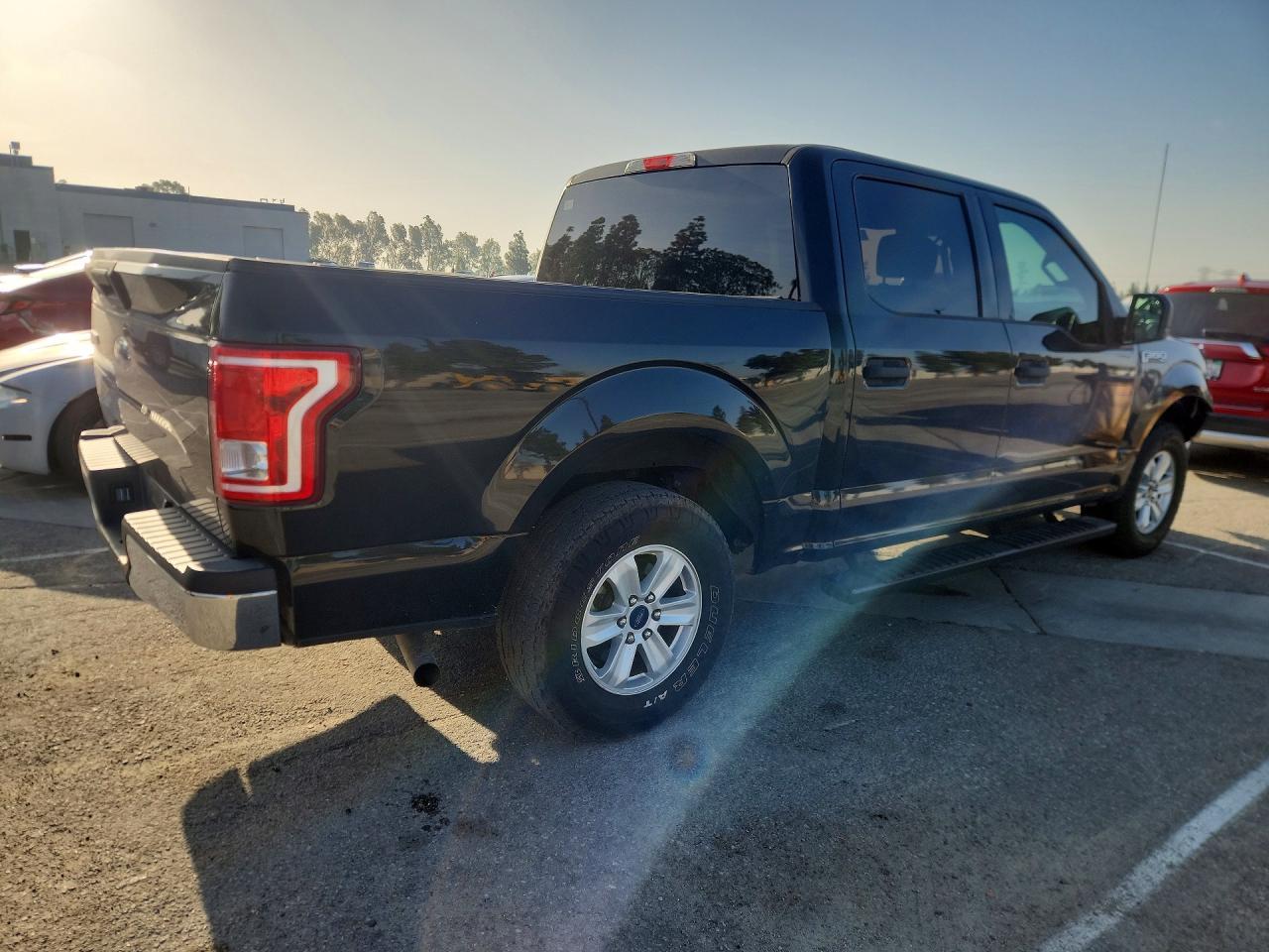 2017 Ford F150 Supercrew - Фото 3
