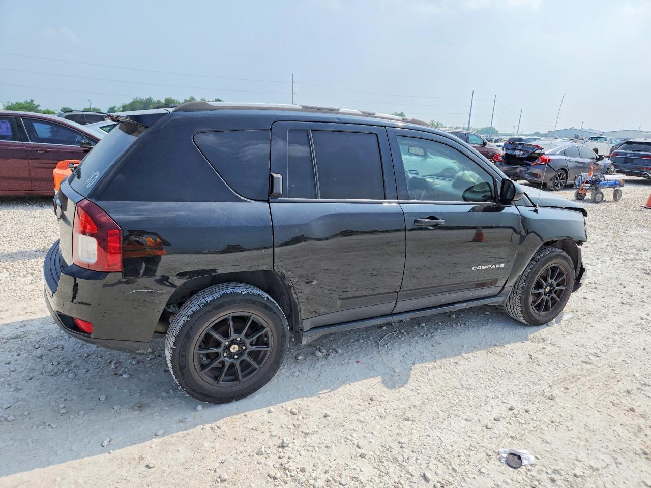 2016 Jeep Compass Latitude - Фото 3