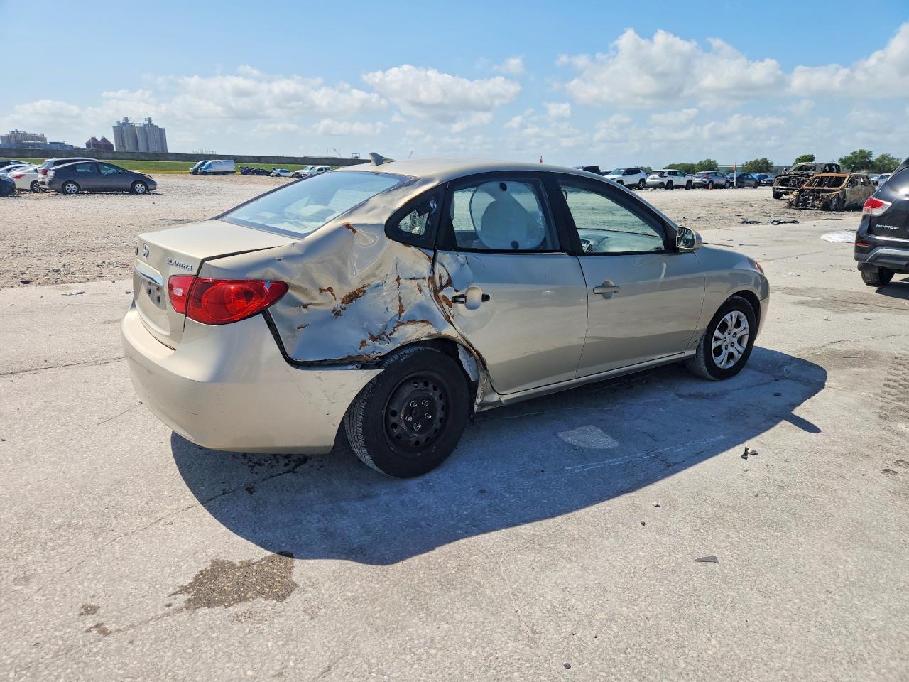 2010 Hyundai Elantra Gls - Фото 3