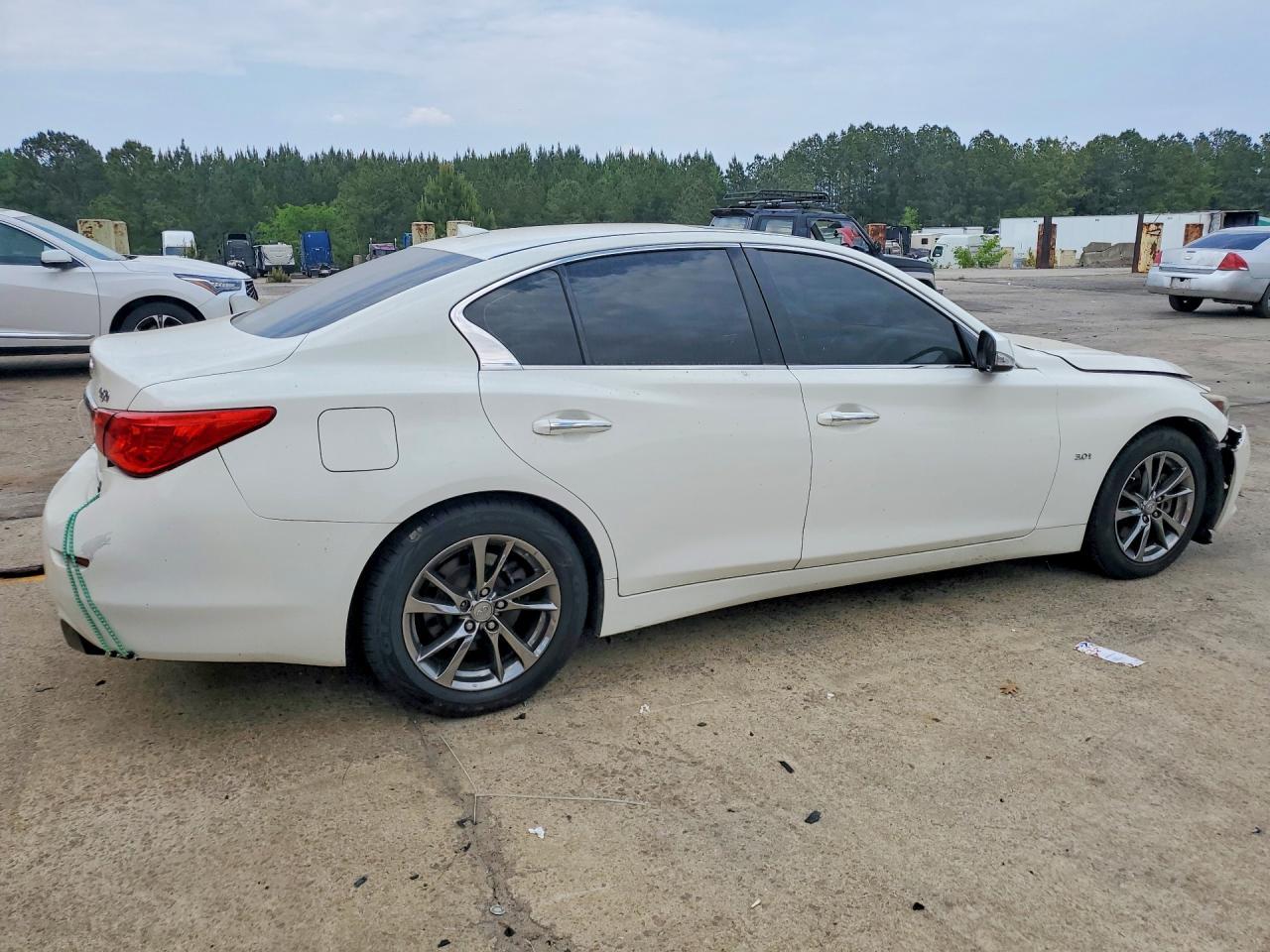 2017 Infiniti Q50 3.0T Signature Edition - Image 3