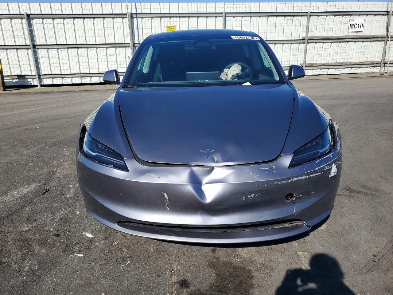 2024 Tesla Model 3 - Фото 5