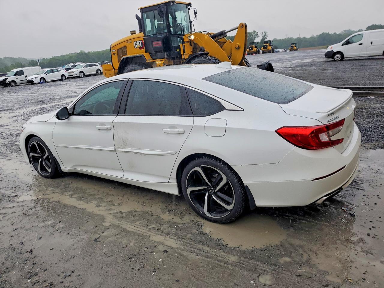 2018 Honda Accord Sport - Фото 2
