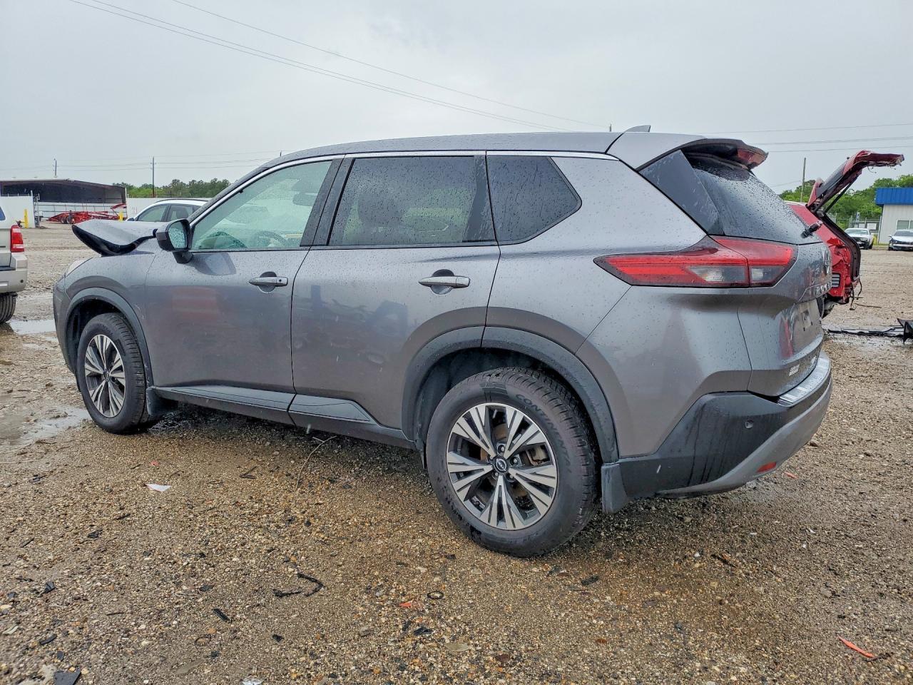 2023 Nissan Rogue - Фото 2