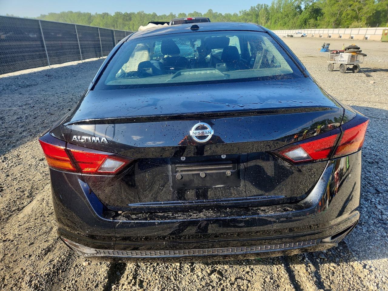 2019 Nissan Altima S - Фото 6
