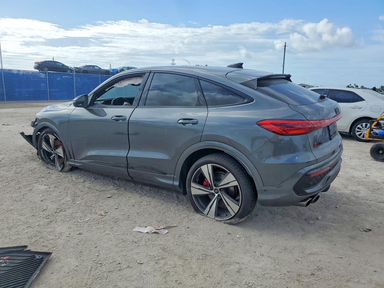 2025 Audi Sq5 Sportback Premium Plus - Фото 2