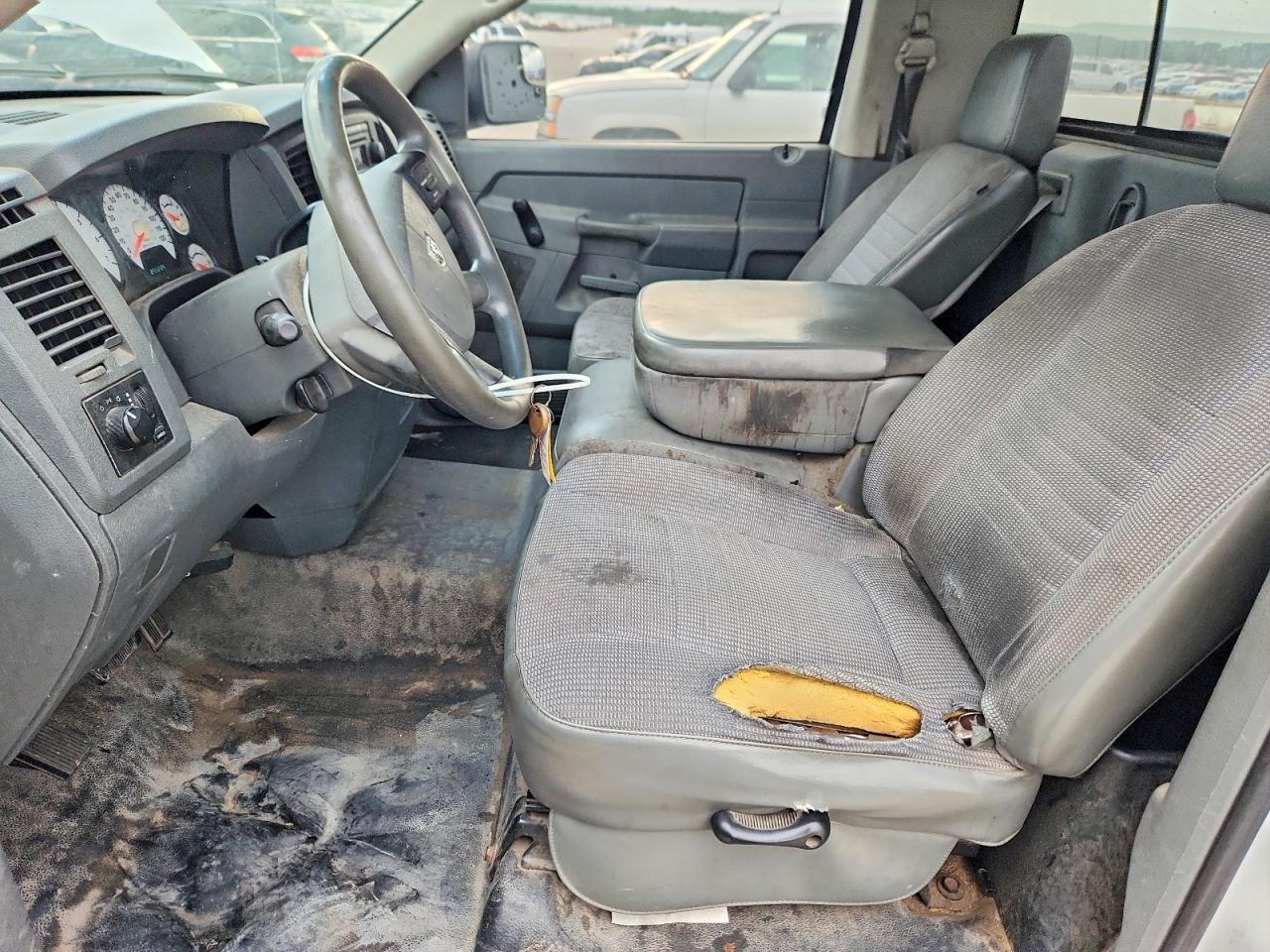 2007 Dodge Ram 2500 St - Фото 7