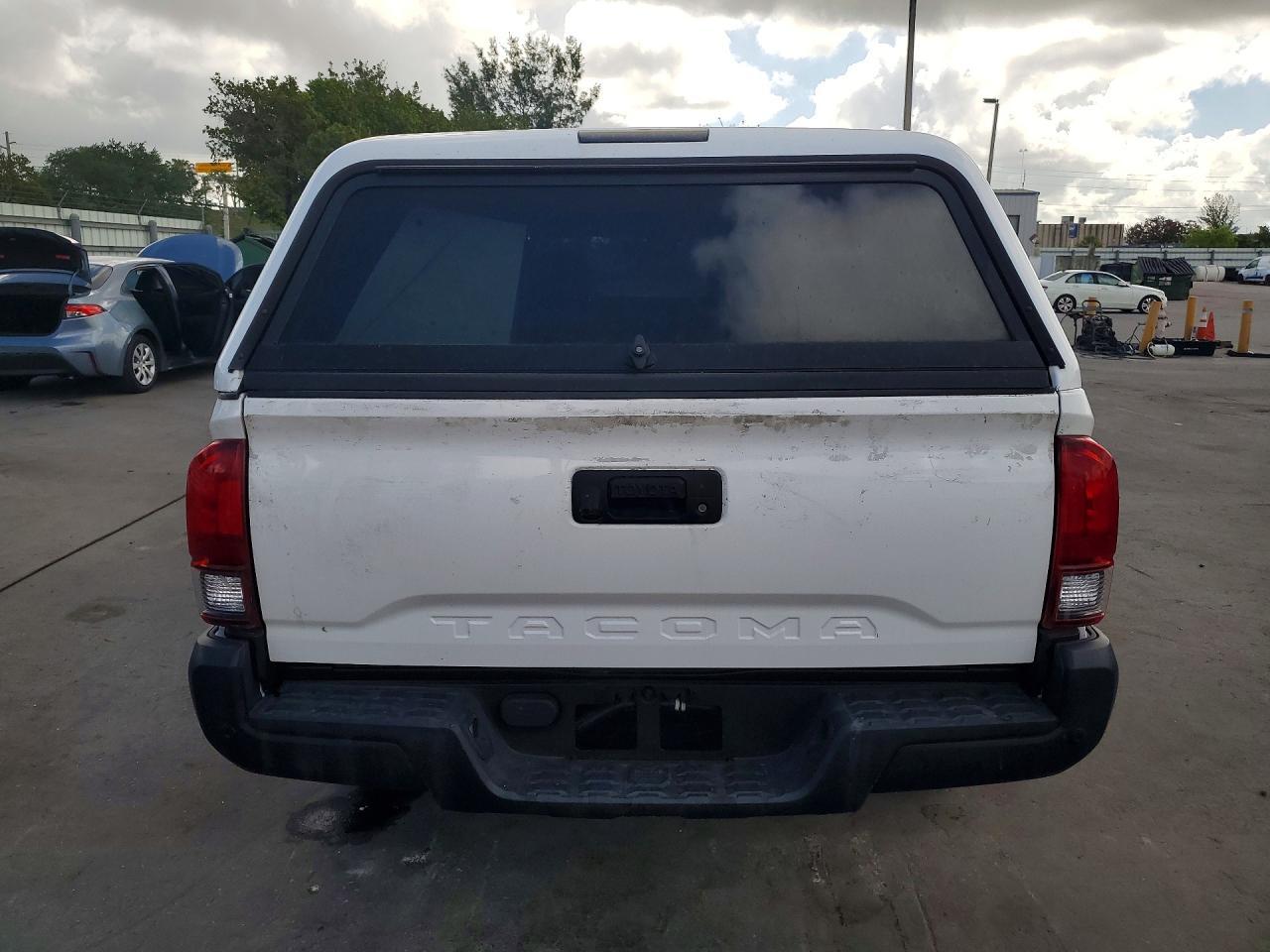 2022 Toyota Tacoma Sr - Фото 6
