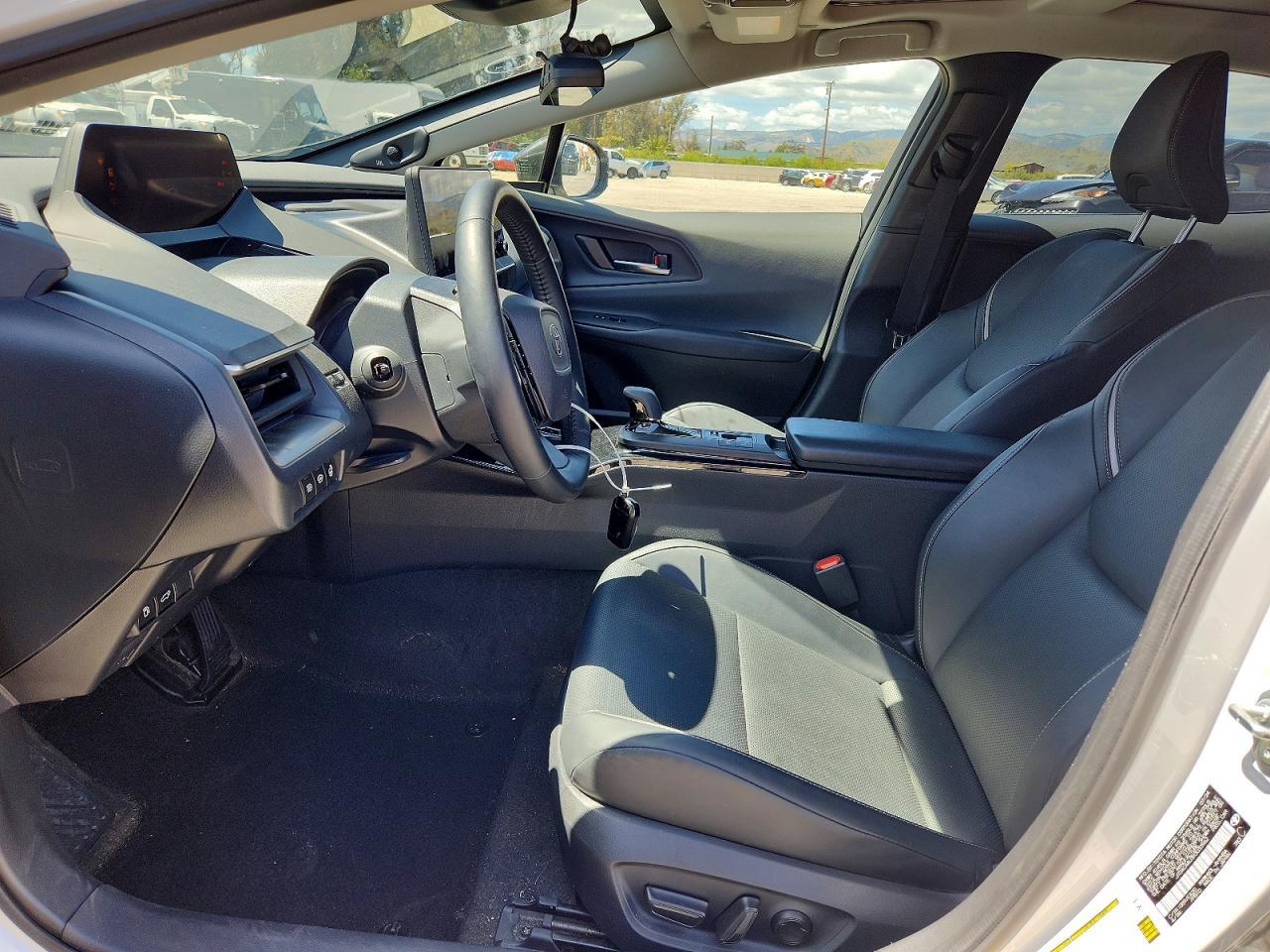 2024 Toyota Prius Limited - Фото 7