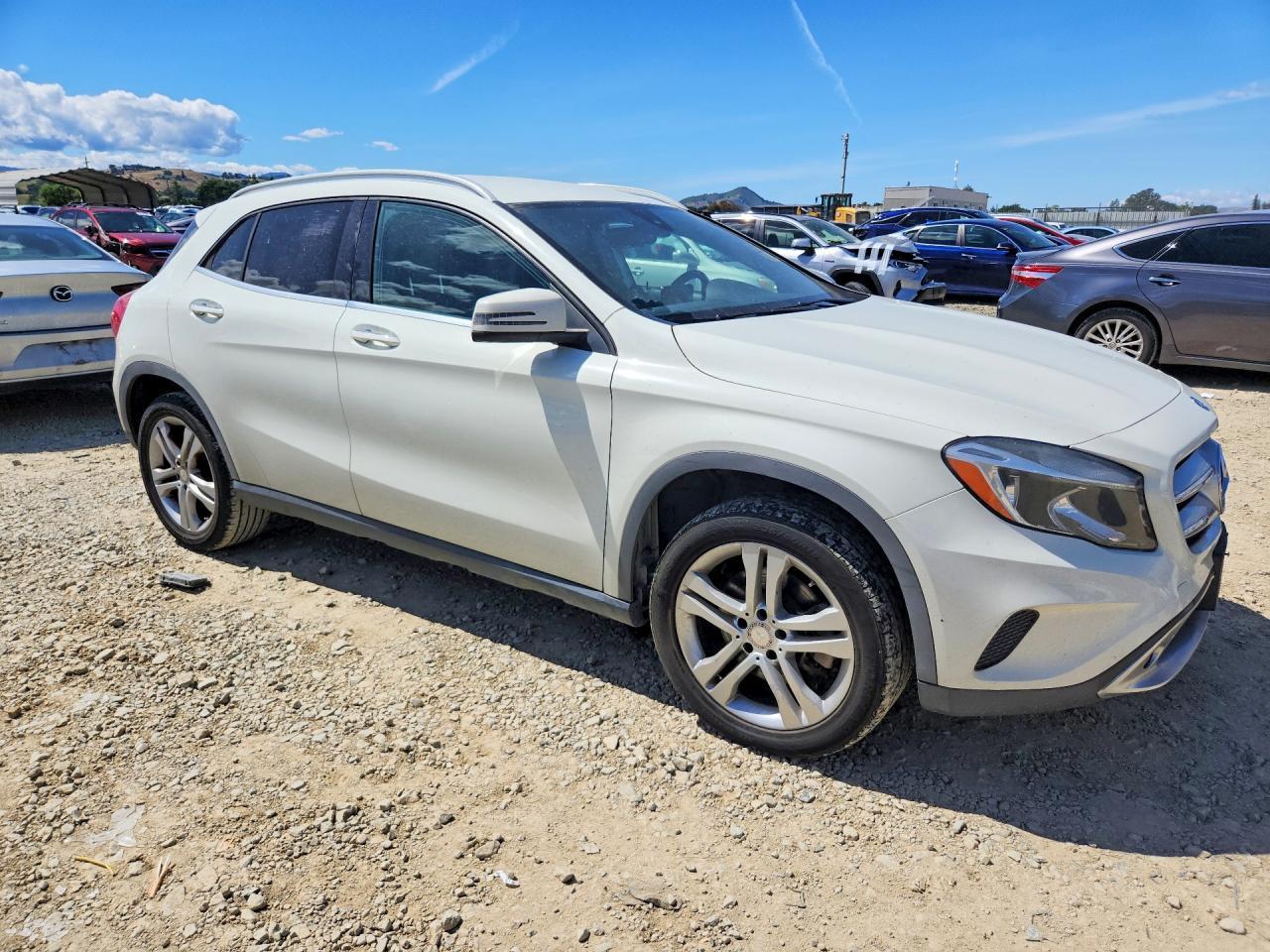 2017 Mercedes-Benz Gla 250 - Image 4