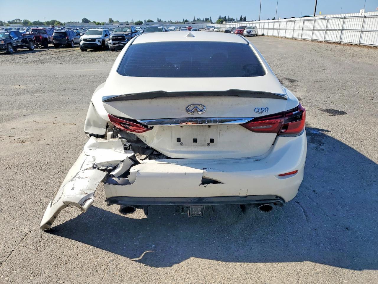 2017 Infiniti Q50 3.0T Premium - Image 6