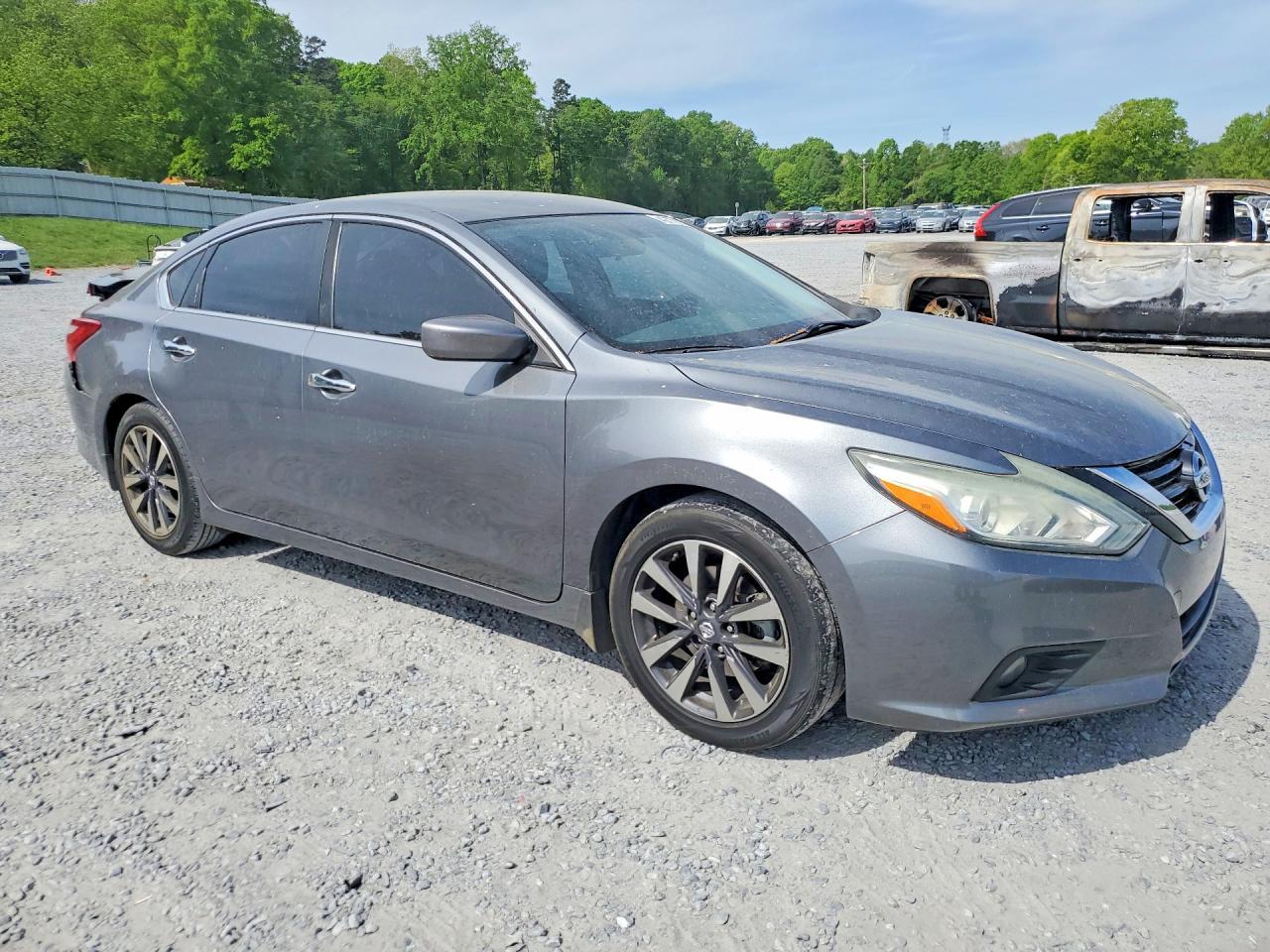 2017 Nissan Altima 2.5 Sv - Image 4