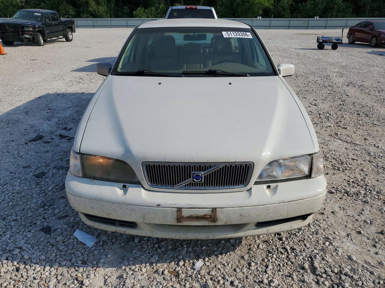 1999 Volvo V70 - Image 5