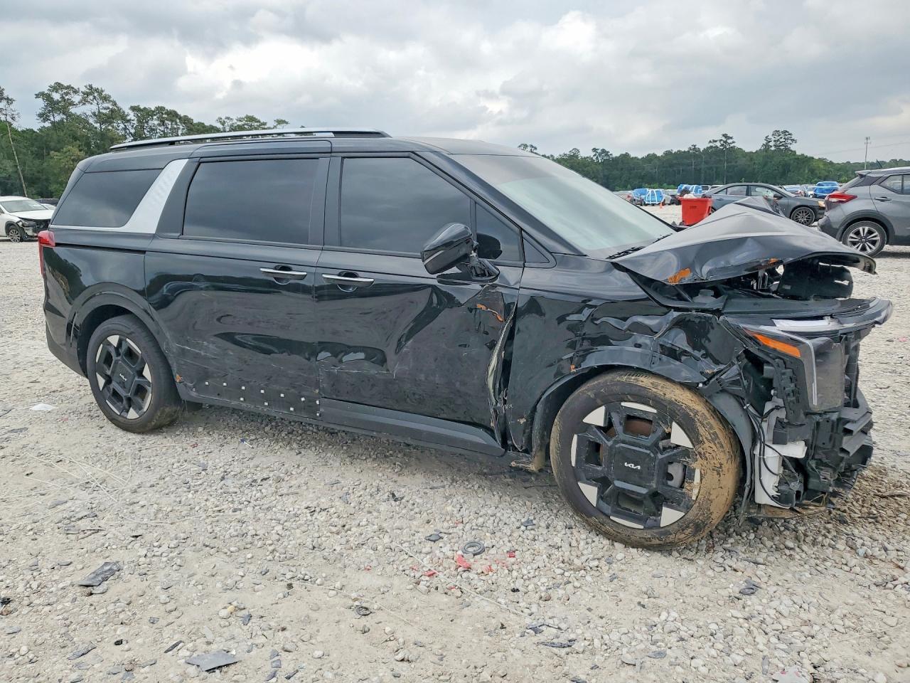 2026 Kia Carnival Ex - Image 4