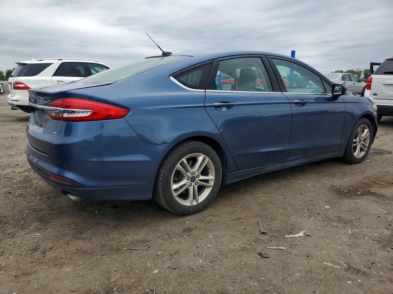 2018 Ford Fusion Se - Фото 3