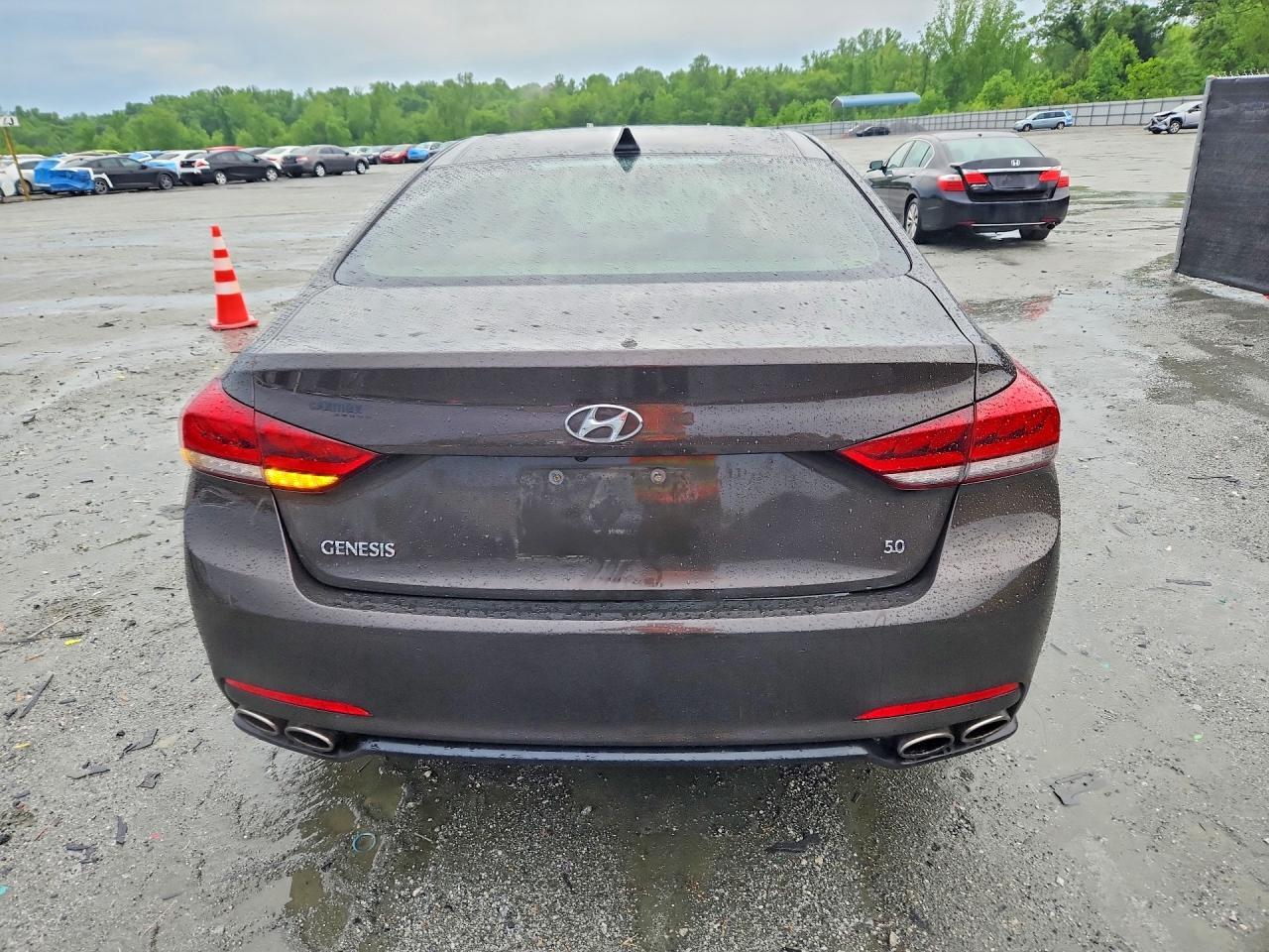 2015 Hyundai Genesis 5.0L - Image 6
