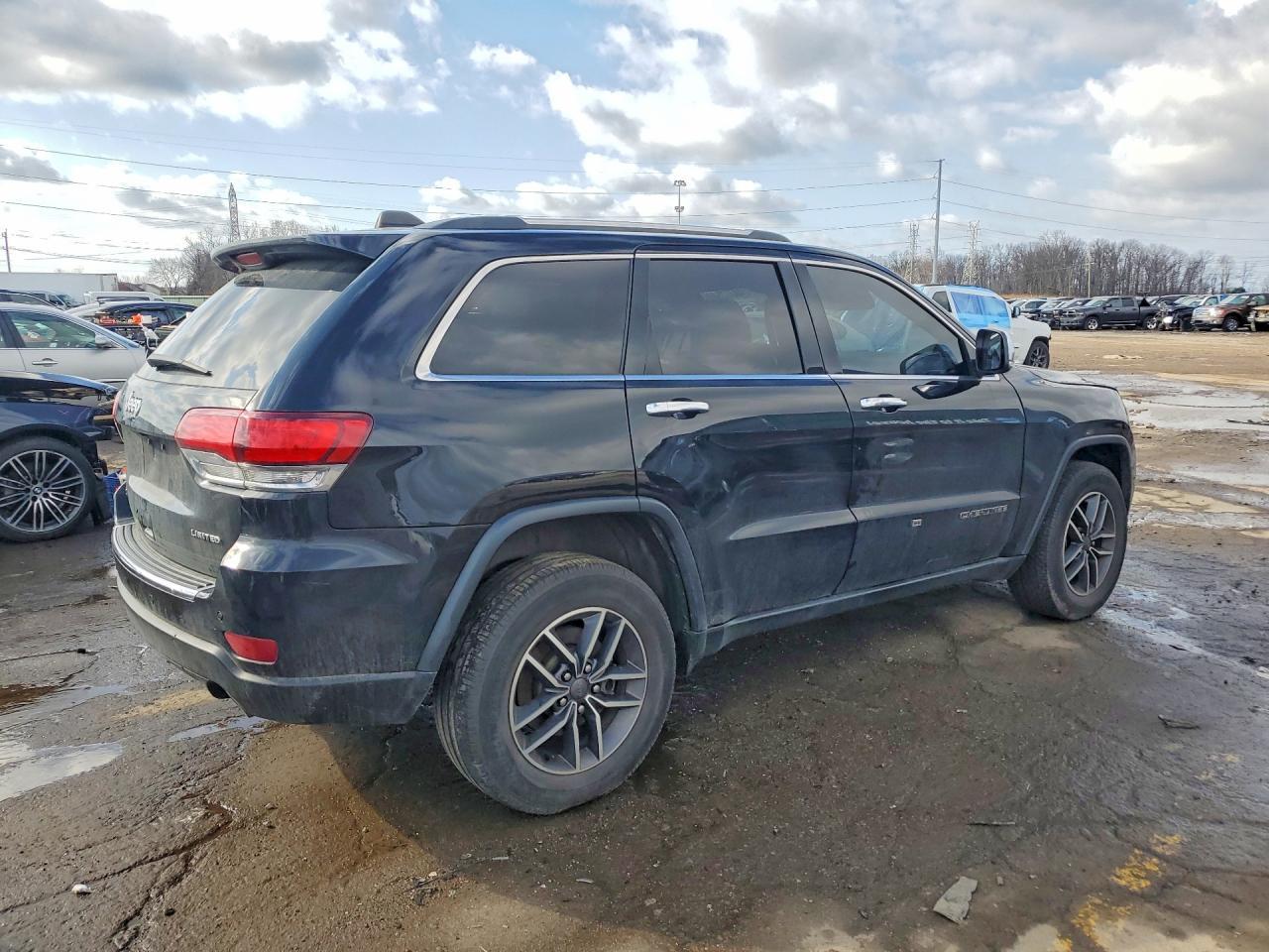 2022 Jeep Grand Cherokee Limited - Image 3