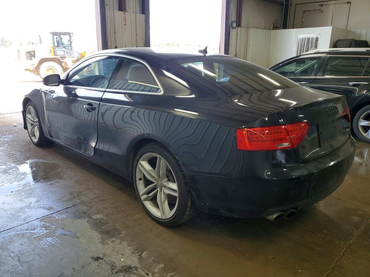 2013 Audi A5 Premium Plus - Фото 2