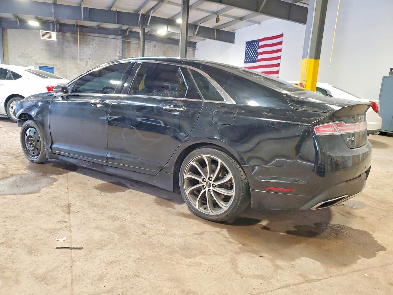 2018 Lincoln Mkz Select - Image 2