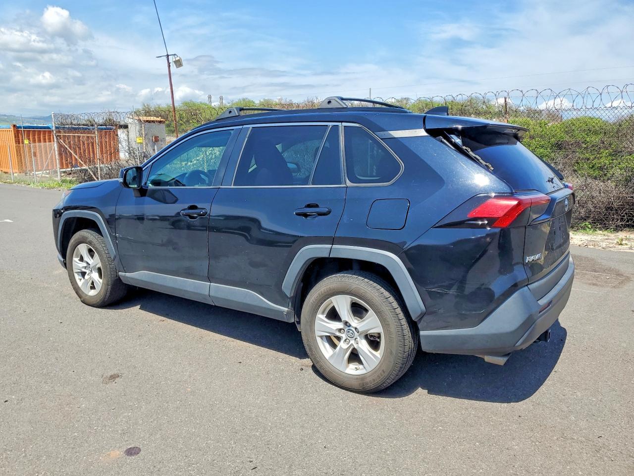 2019 Toyota Rav4 Xle - Фото 2