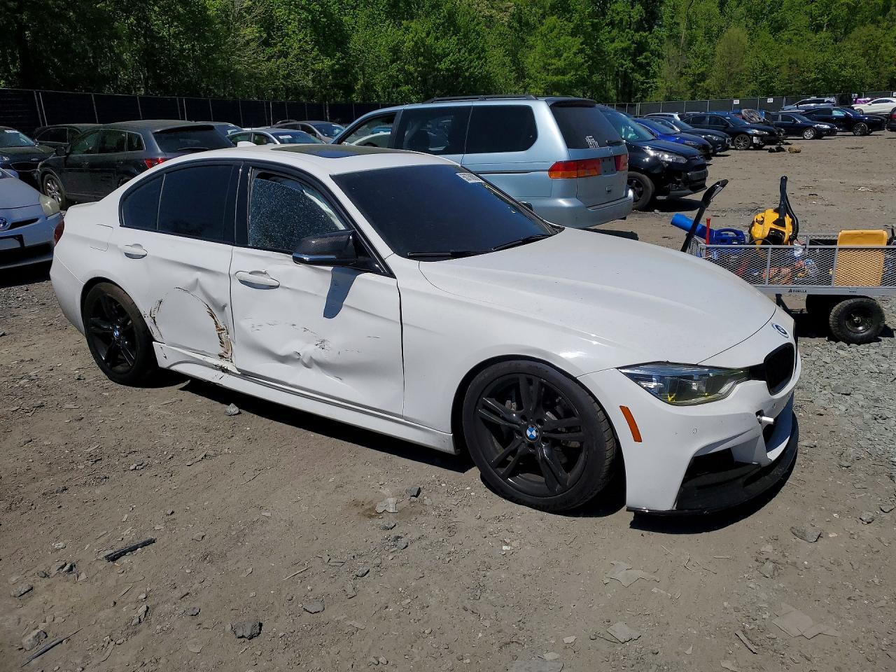 2017 BMW 340 Xi - Image 4