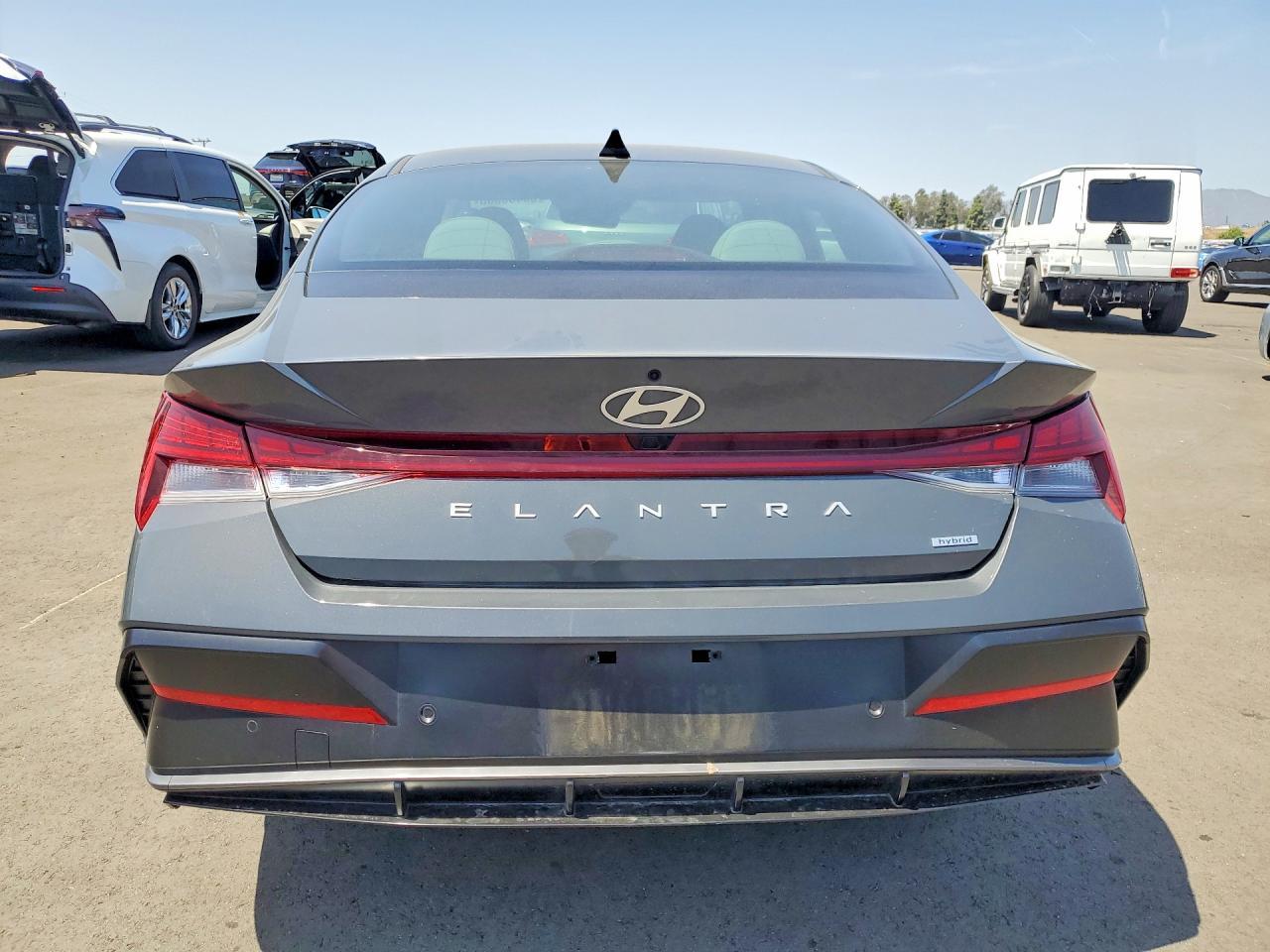 2024 Hyundai Elantra Limited - Фото 6