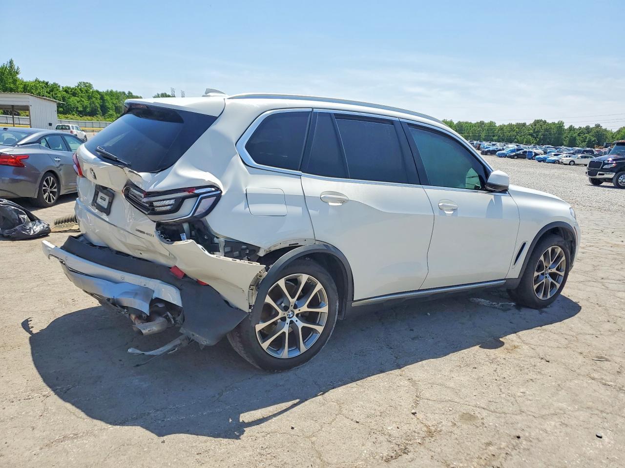 2020 BMW X5 Sdrive 40I - Image 3