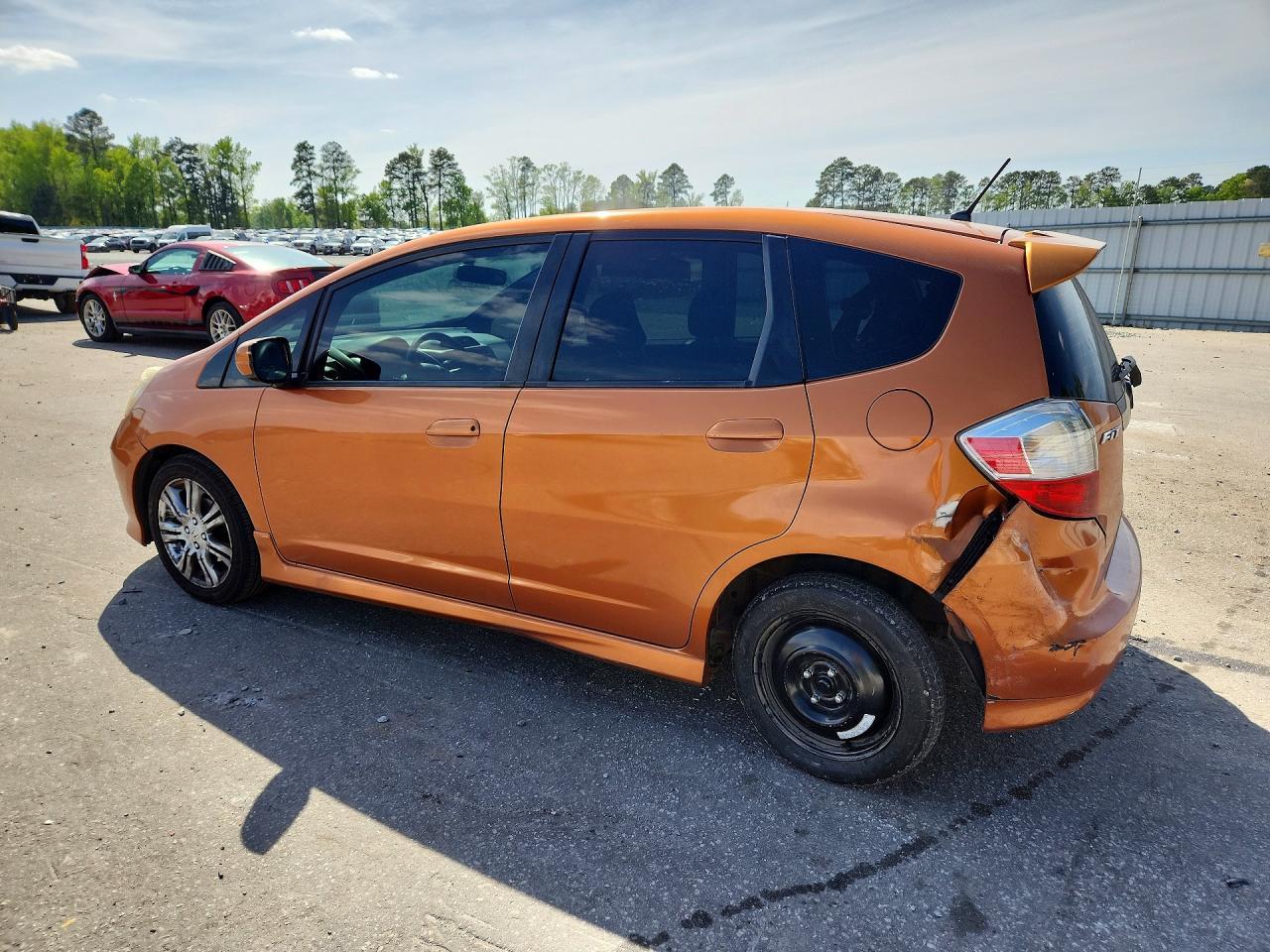 2011 Honda Fit Sport - Фото 2