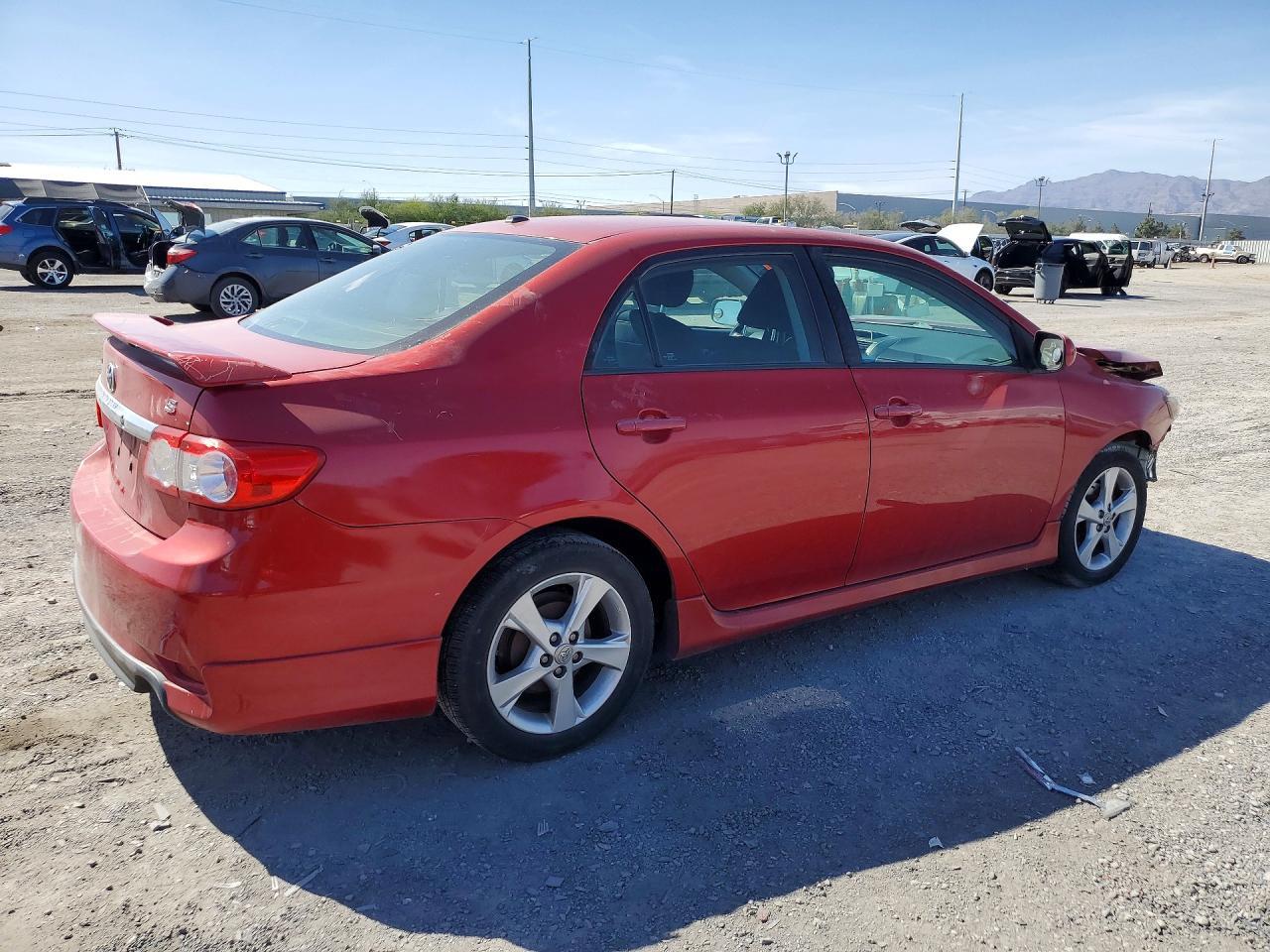 2012 Toyota Corolla S - Фото 3