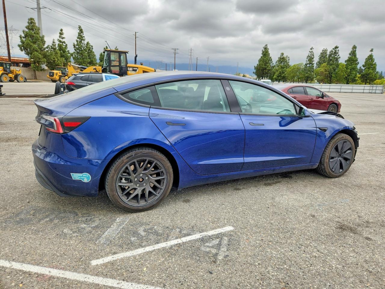 2024 Tesla Model 3 - Image 3