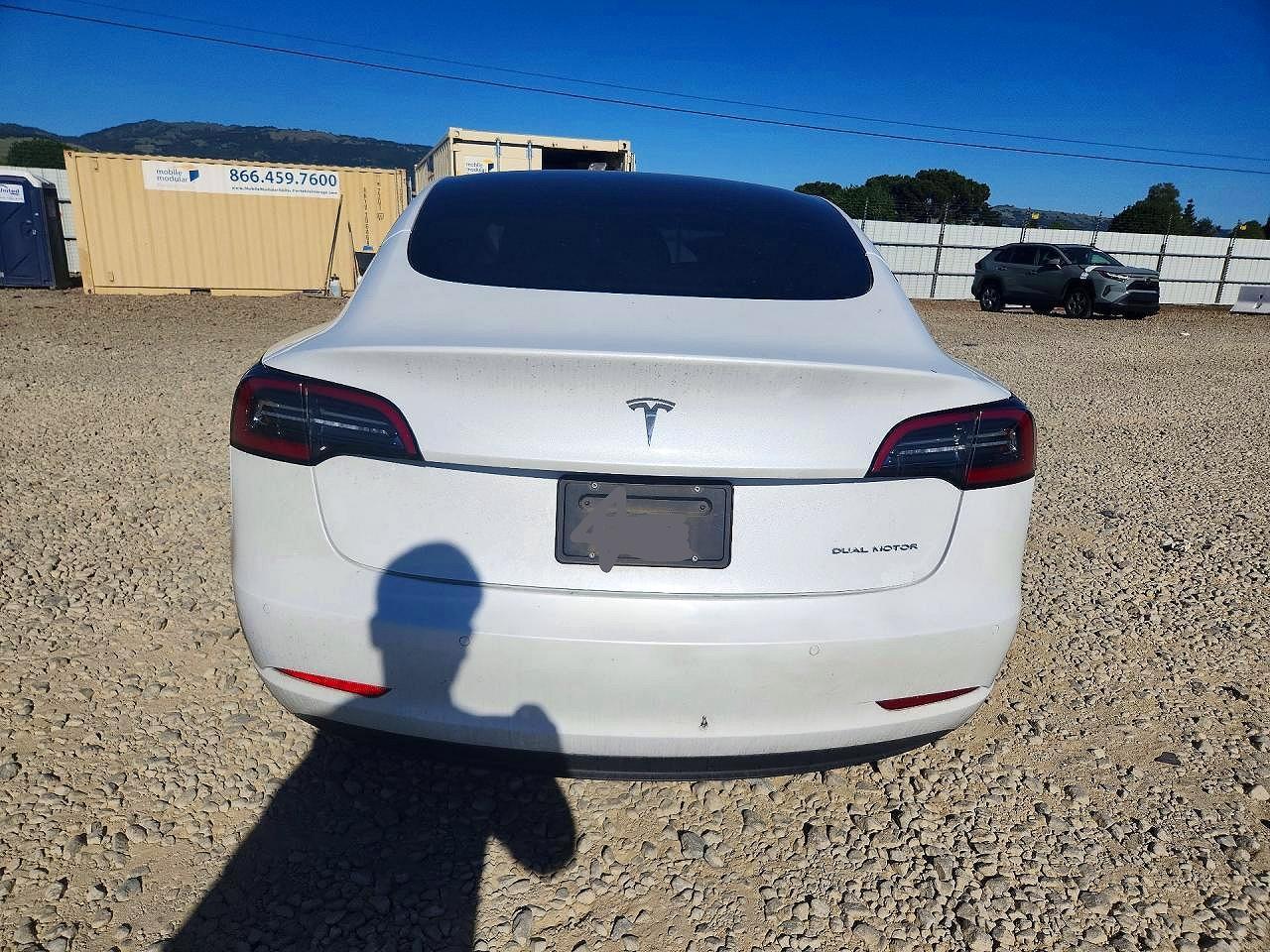 2022 Tesla Model 3 - Image 6