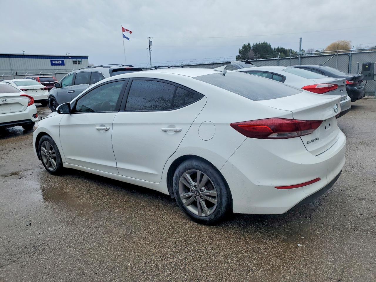 2017 Hyundai Elantra Se - Фото 2