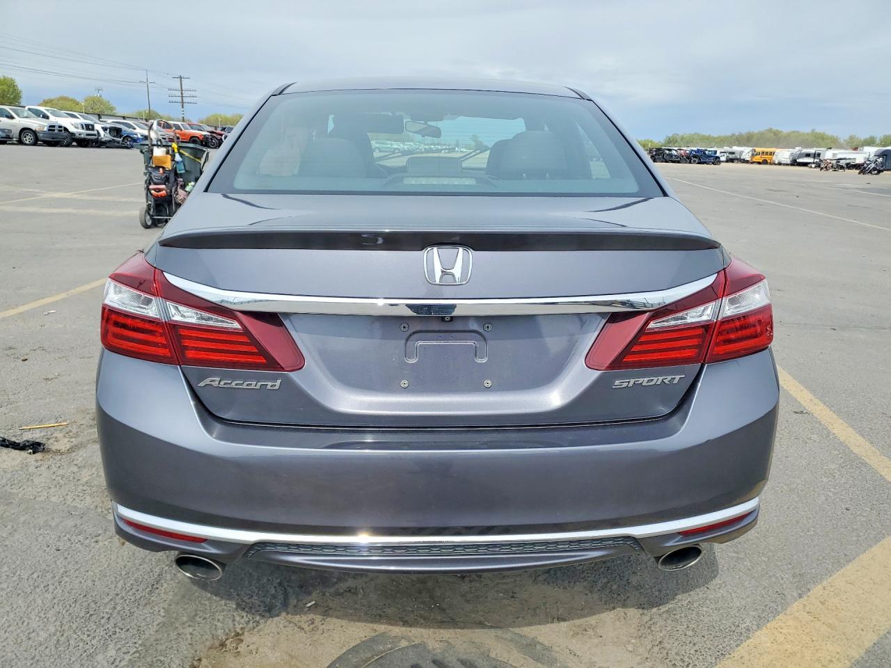 2017 Honda Accord - Image 6