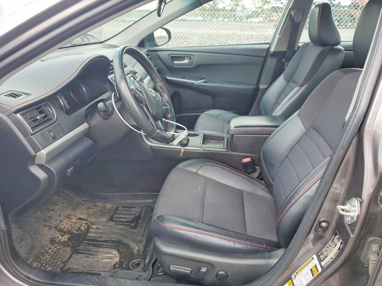 2016 Toyota Camry Se - Image 7
