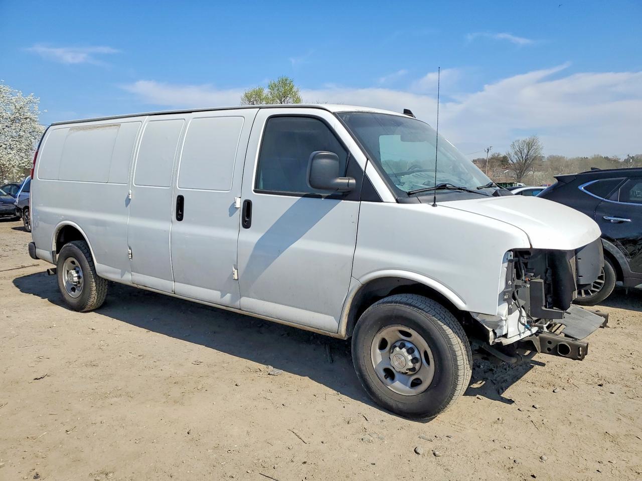 2020 Chevrolet Express 2500 Cargo Delivery Van - Фото 4
