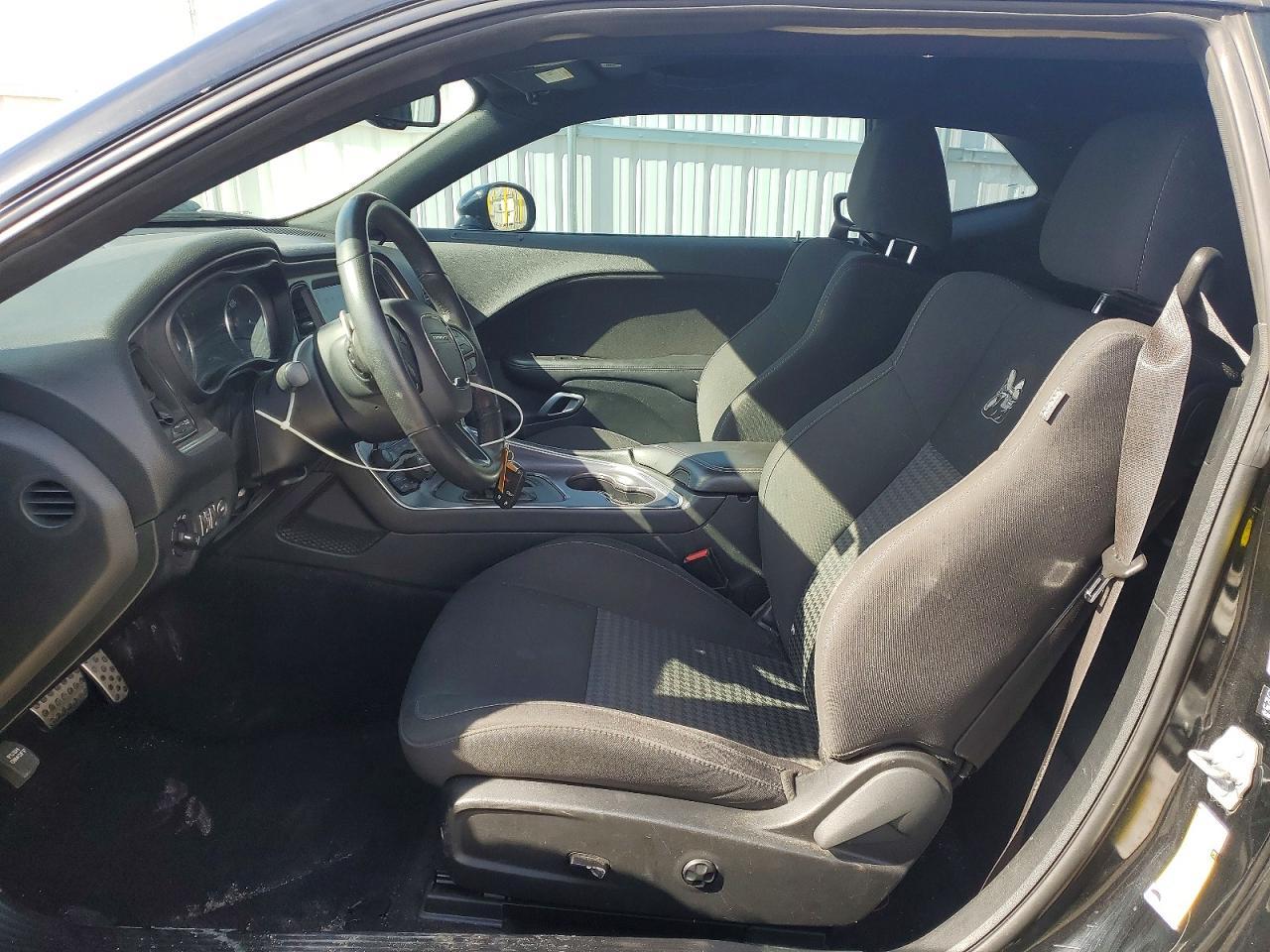 2018 Dodge Challenger R - Image 7