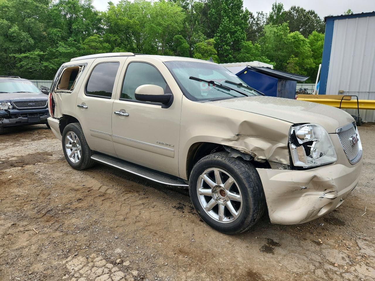 2011 GMC Yukon Denali - Фото 4