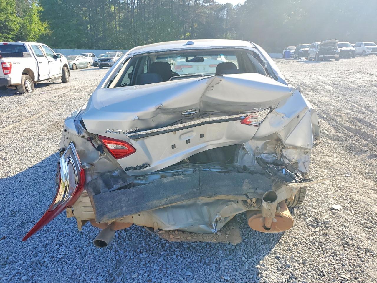 2017 Nissan Altima 2.5 Sl - Image 6