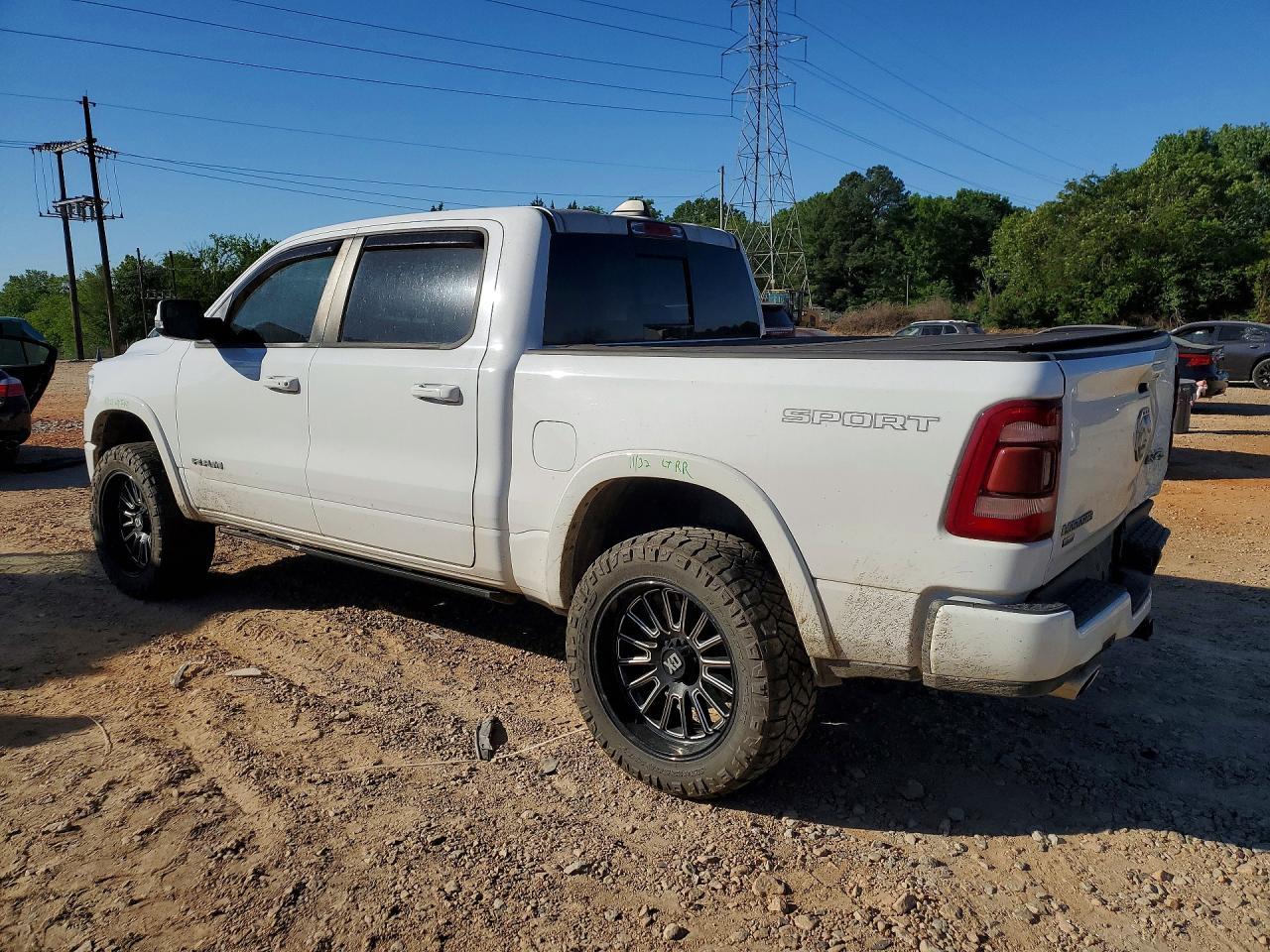 2021 Ram 1500 Laramie - Фото 2