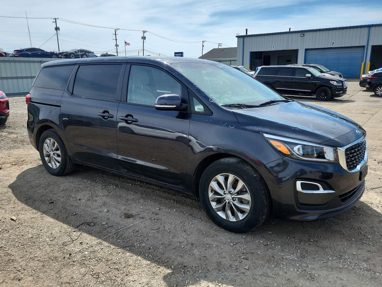 2021 Kia Sedona Lx - Фото 4