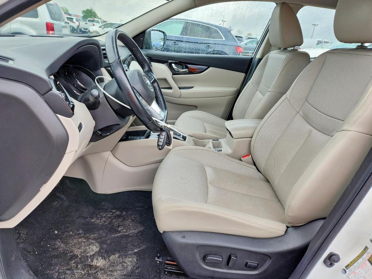 2022 Nissan Rogue Sport Sl - Image 7