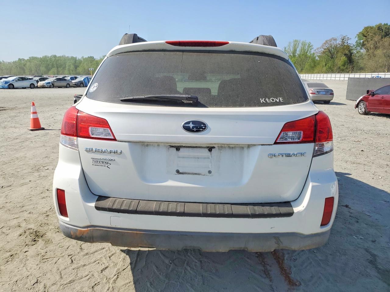 2013 Subaru Outback 2.5I Premium - Фото 6