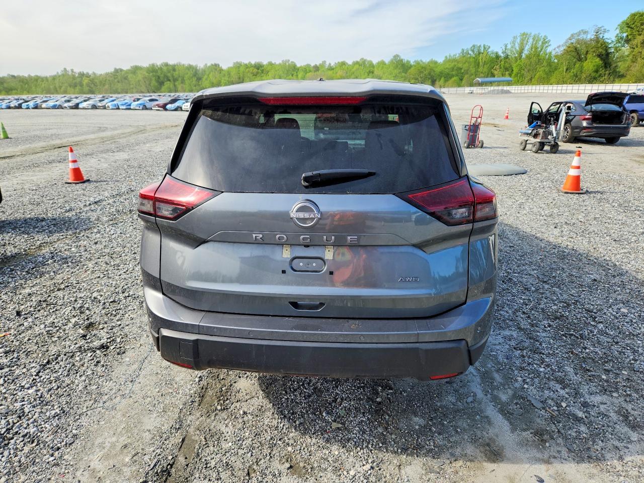 2025 Nissan Rogue Sv - Фото 6